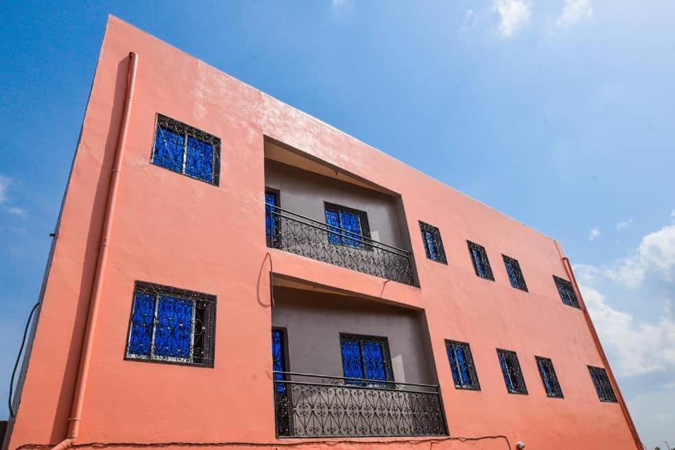 Appartements Neuf De Haut Standing Dm & Ng A Bafoussam Exteriör bild